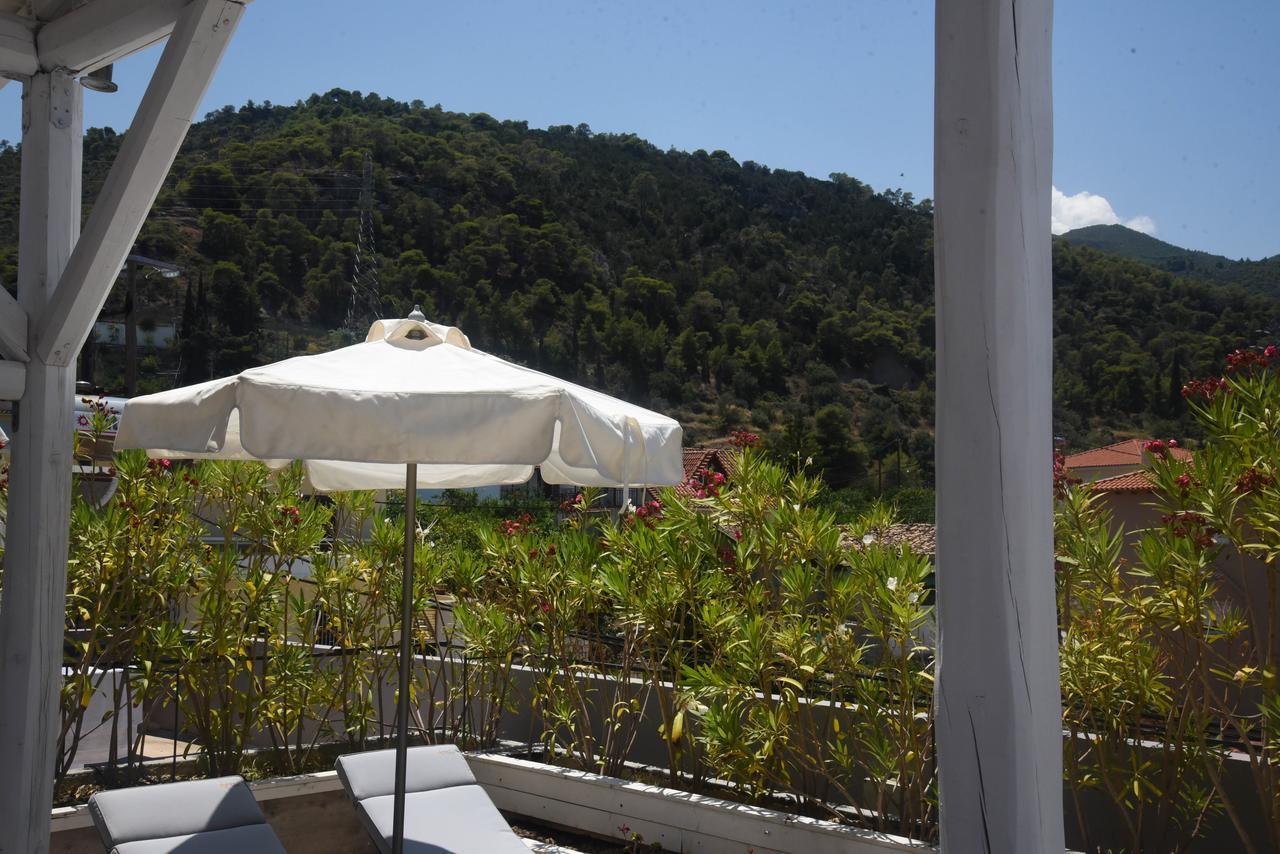 Alissachni Luxury Apartments Derveni Exterior photo