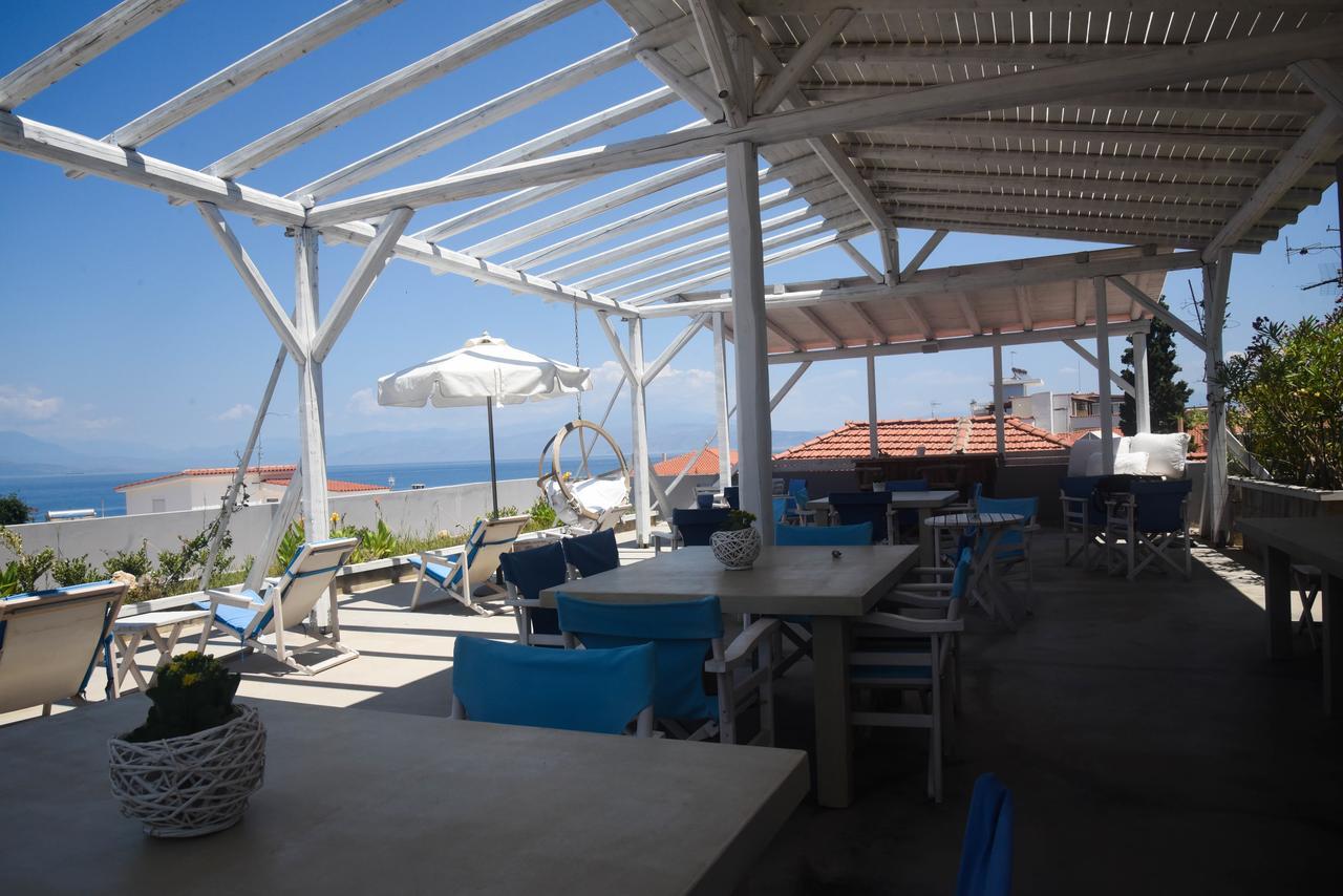 Alissachni Luxury Apartments Derveni Exterior photo